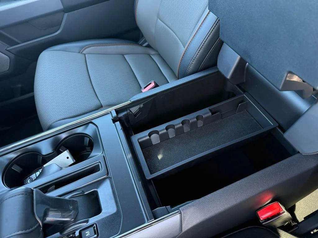 New 2025 White Ford Lariat image 29