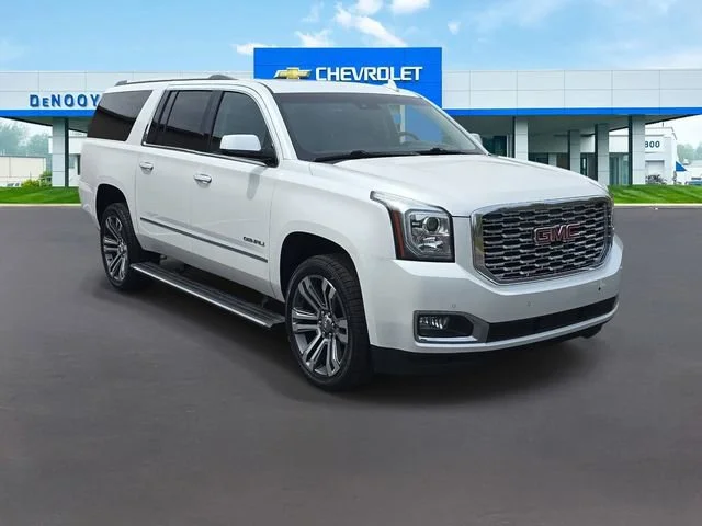 Used 2018 WHITE FROST TRICOAT GMC Denali image 5