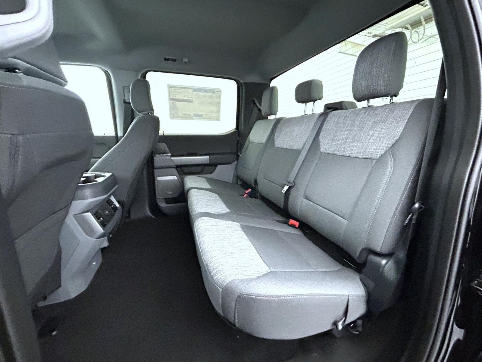 New 2026 Agate Black Metallic Ford XLT image 19