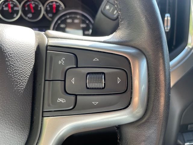 Used 2022 Black Chevrolet LT image 21