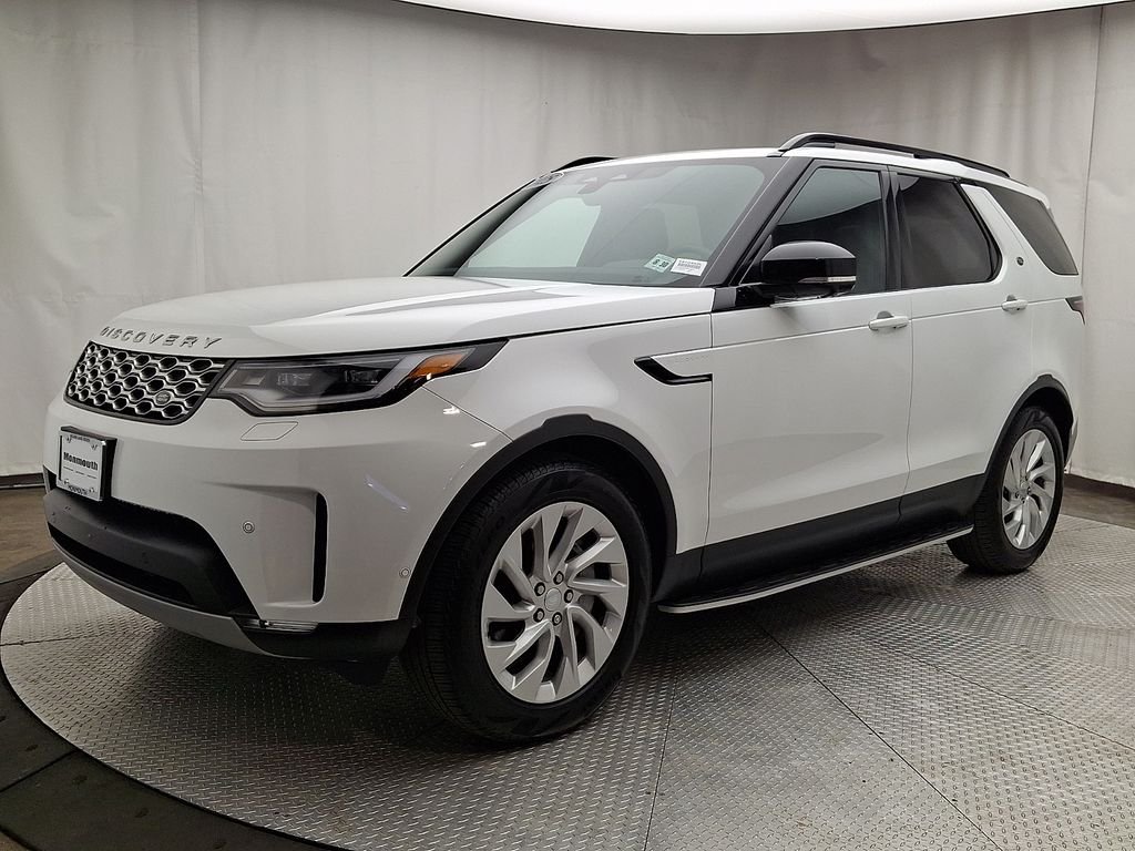 2025 Land Rover Discovery P300 S's photo