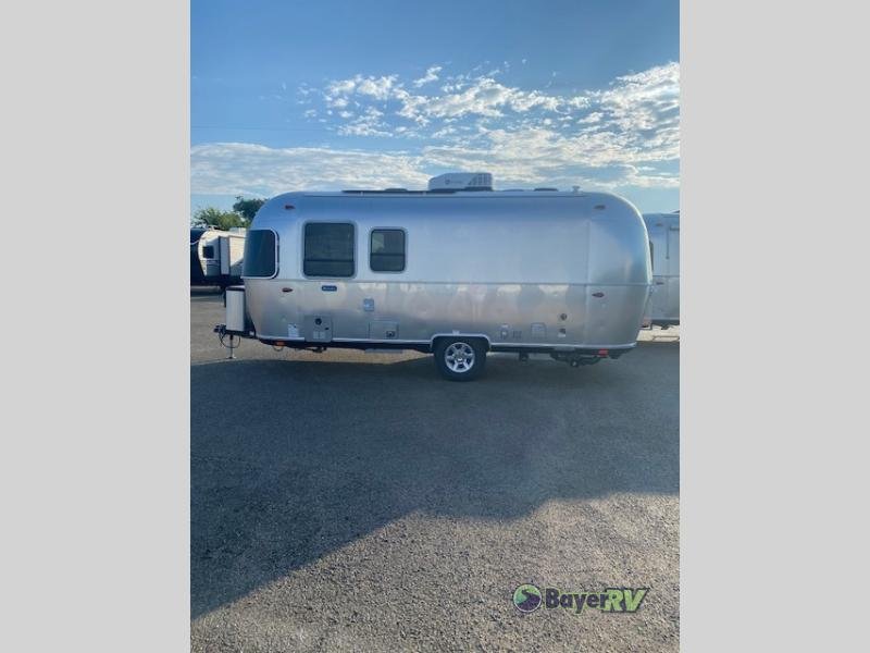 2025 Airstream Bambi photo 2