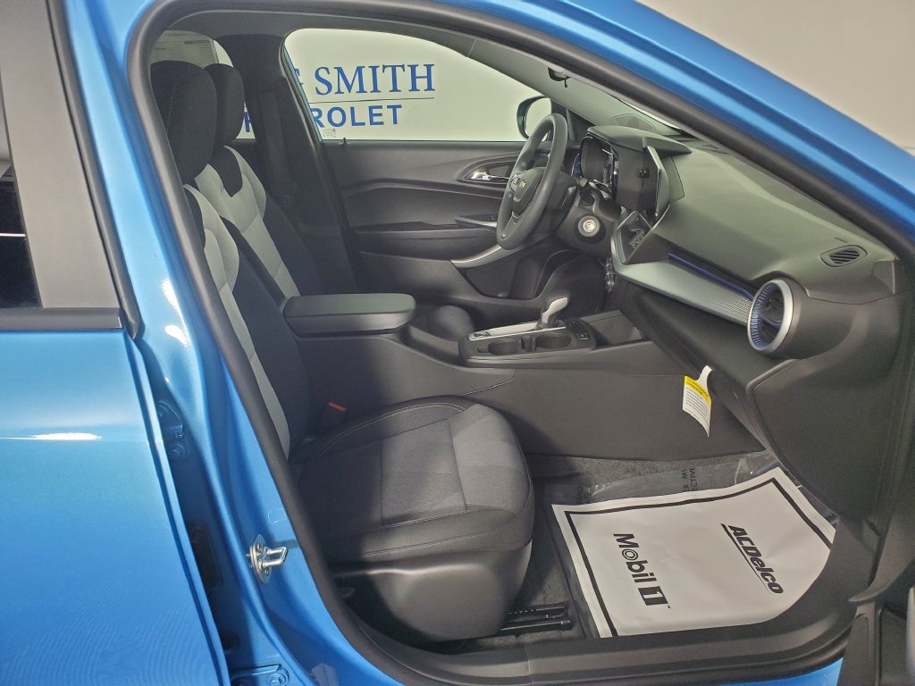 2026 Chevrolet Trax LS - Photo 13