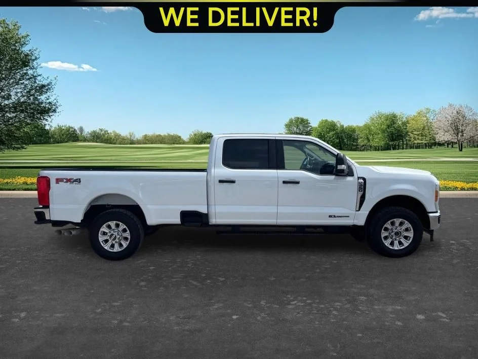 Used 2023 White Ford XLT image 4