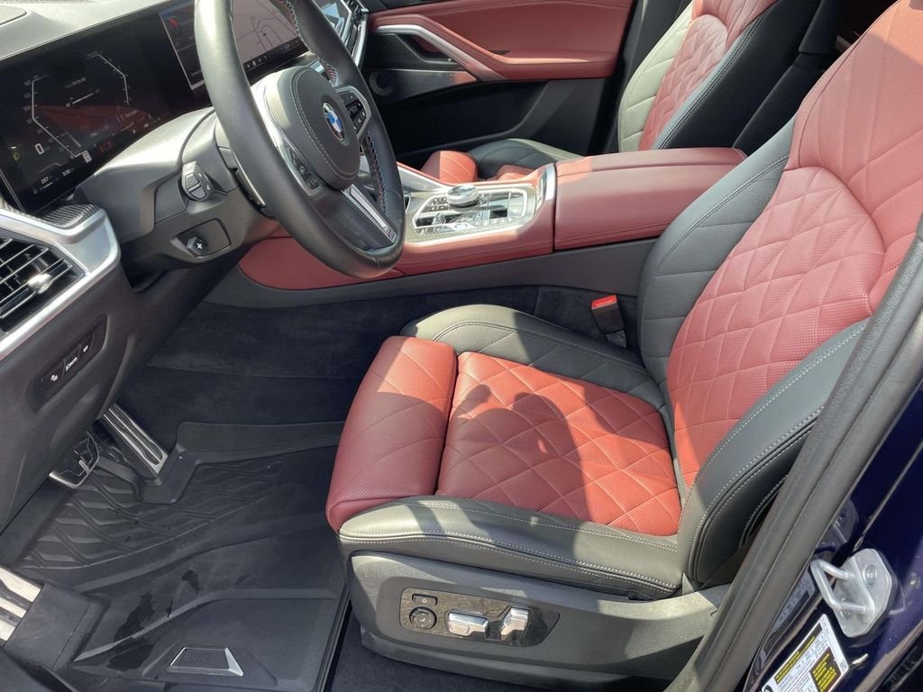 Used 2025 Blue BMW M60i image 13