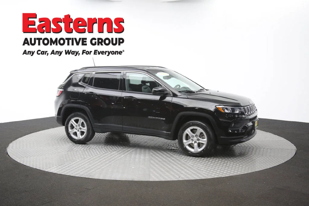 Used 2023 Black Jeep Latitude image 51
