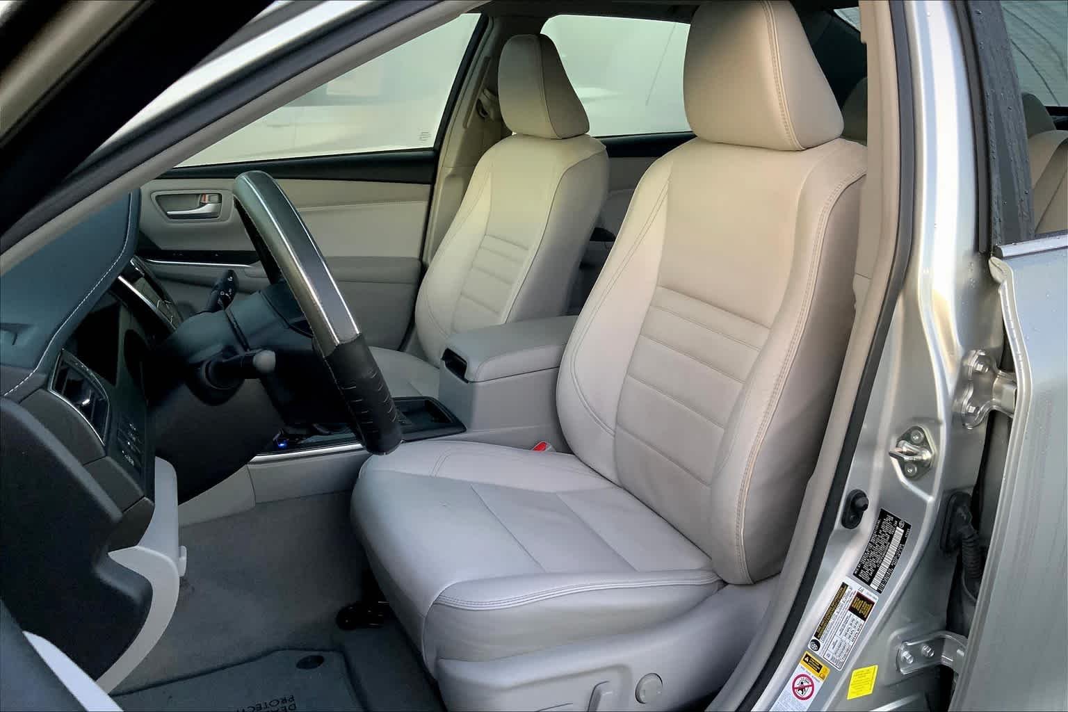 Used 2017 Celestial Silver Metallic Toyota Hybrid XLE image 7