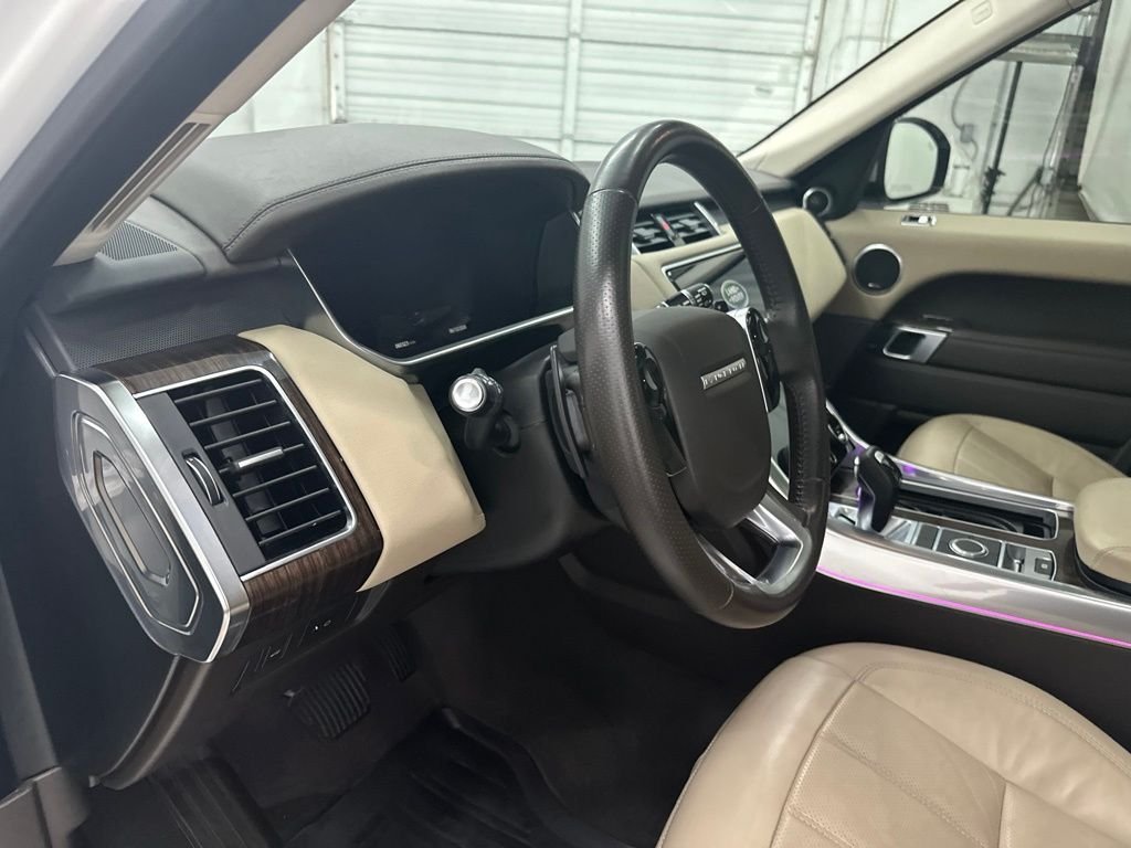 Used 2018 White Land Rover Supercharged image 13