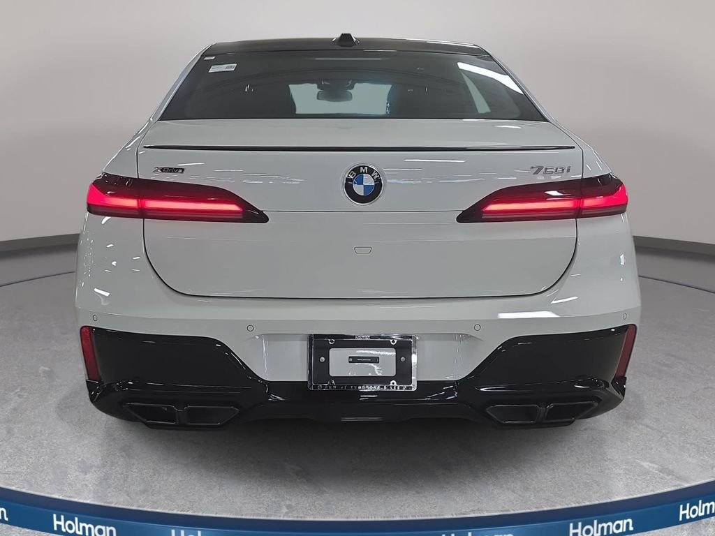 New 2026 Alpine White BMW 760i xDrive image 5
