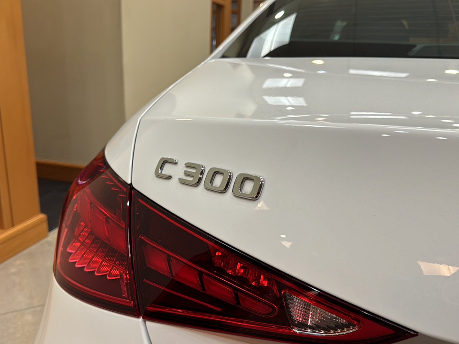 Certified Used 2025 Polar White Mercedes-Benz  image 27
