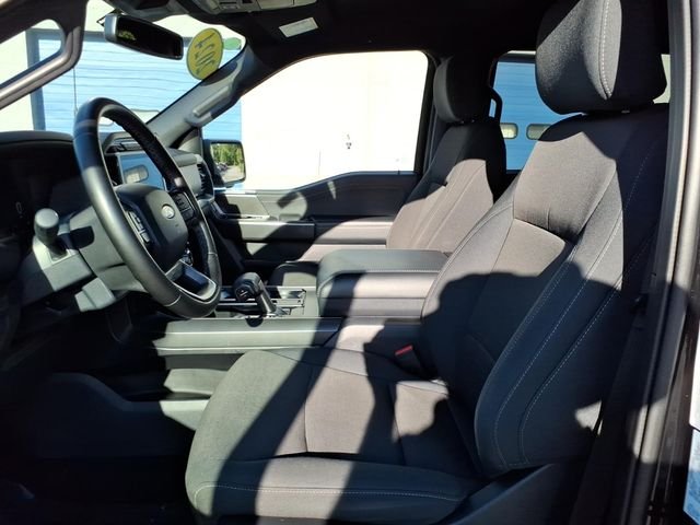 Used 2024 Black Ford XLT image 14