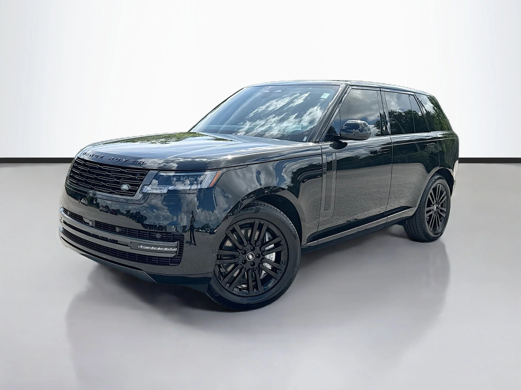 2025 Land Rover Range Rover SE