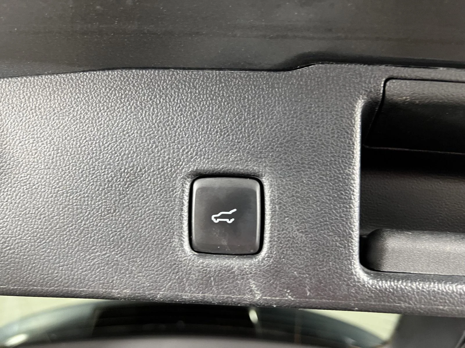 Used 2022 Stone Blue Ford SEL image 25