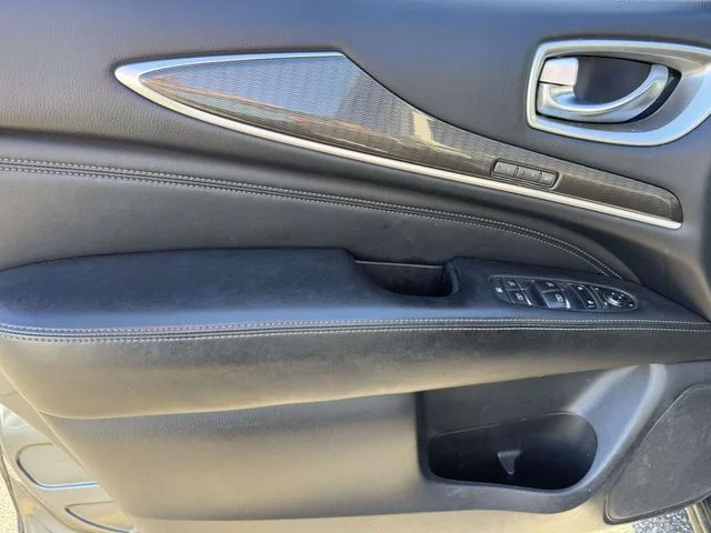 Used 2018 Gray INFINITI Base image 23