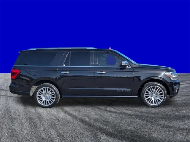 Certified Used 2022 Black Metallic Ford Platinum image 3
