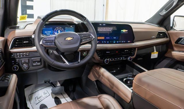 New 2026 Polar White Tricoat Chevrolet High Country image 16