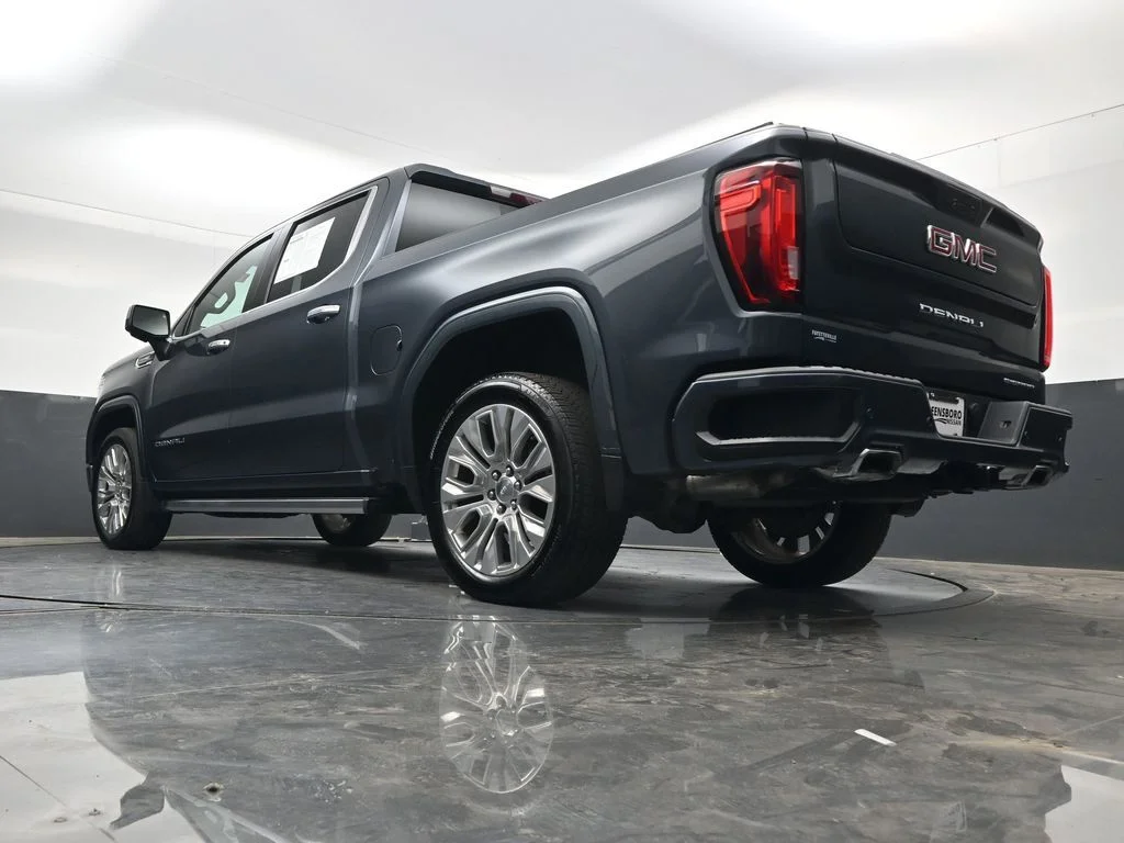 Used 2022 Blue GMC Denali image 37
