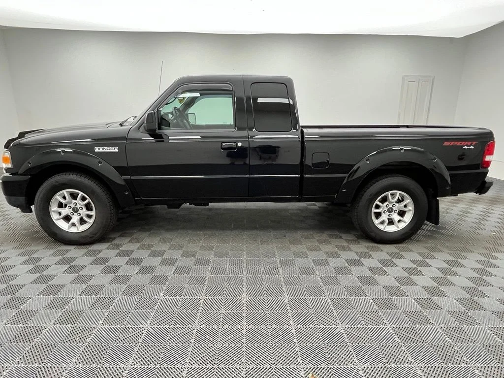 Used 2010  Ford XLT image 10