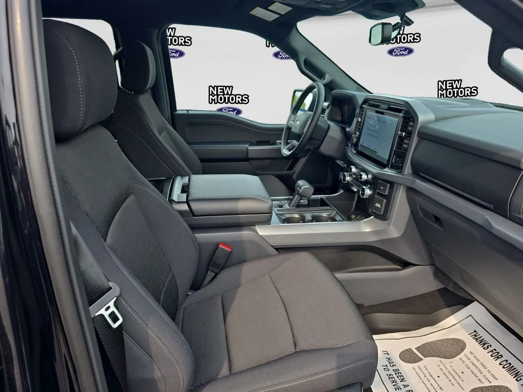Used 2025 Black Metallic Ford XLT image 14