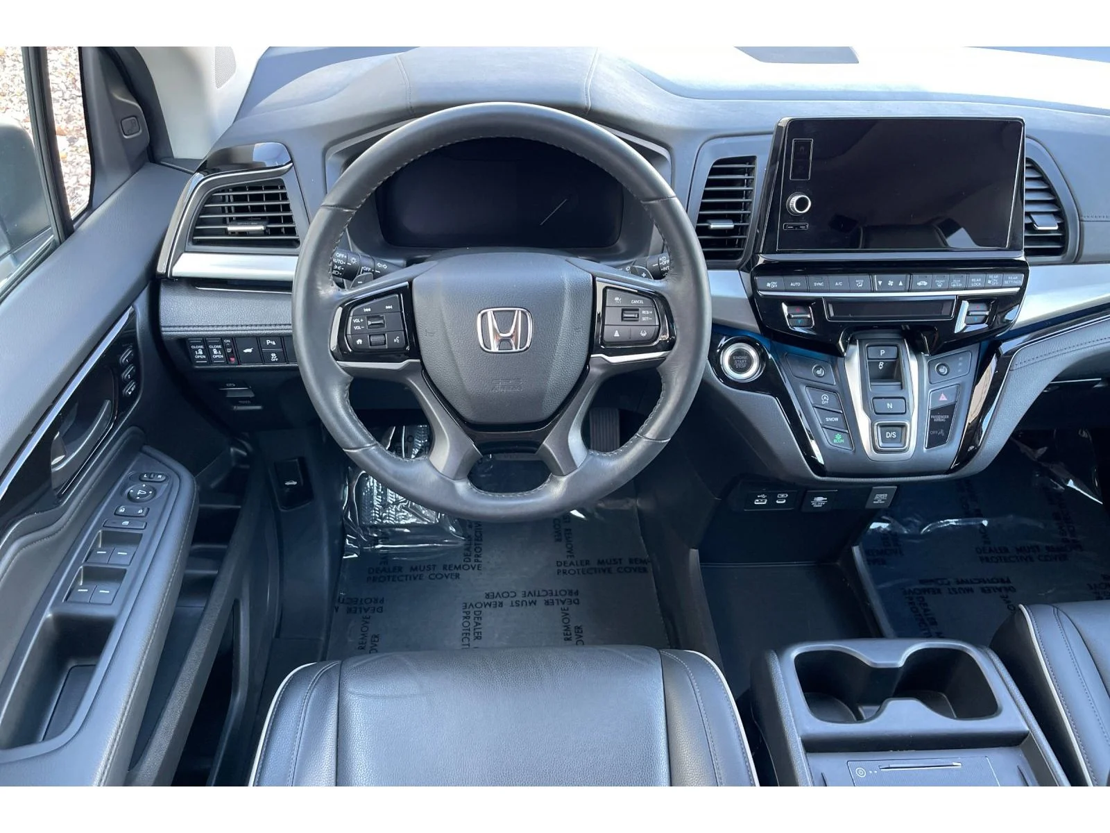 Used 2025 SONIC GRAY PEARL Honda Touring image 16
