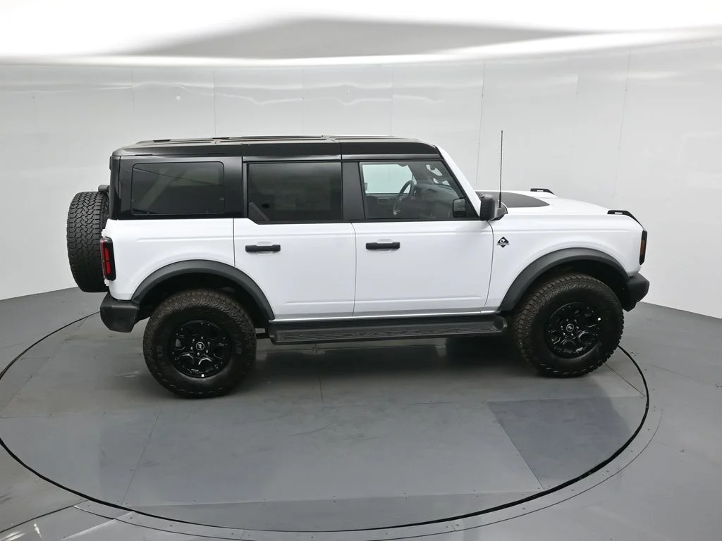 New 2026 Oxford White Ford Outer Banks image 40