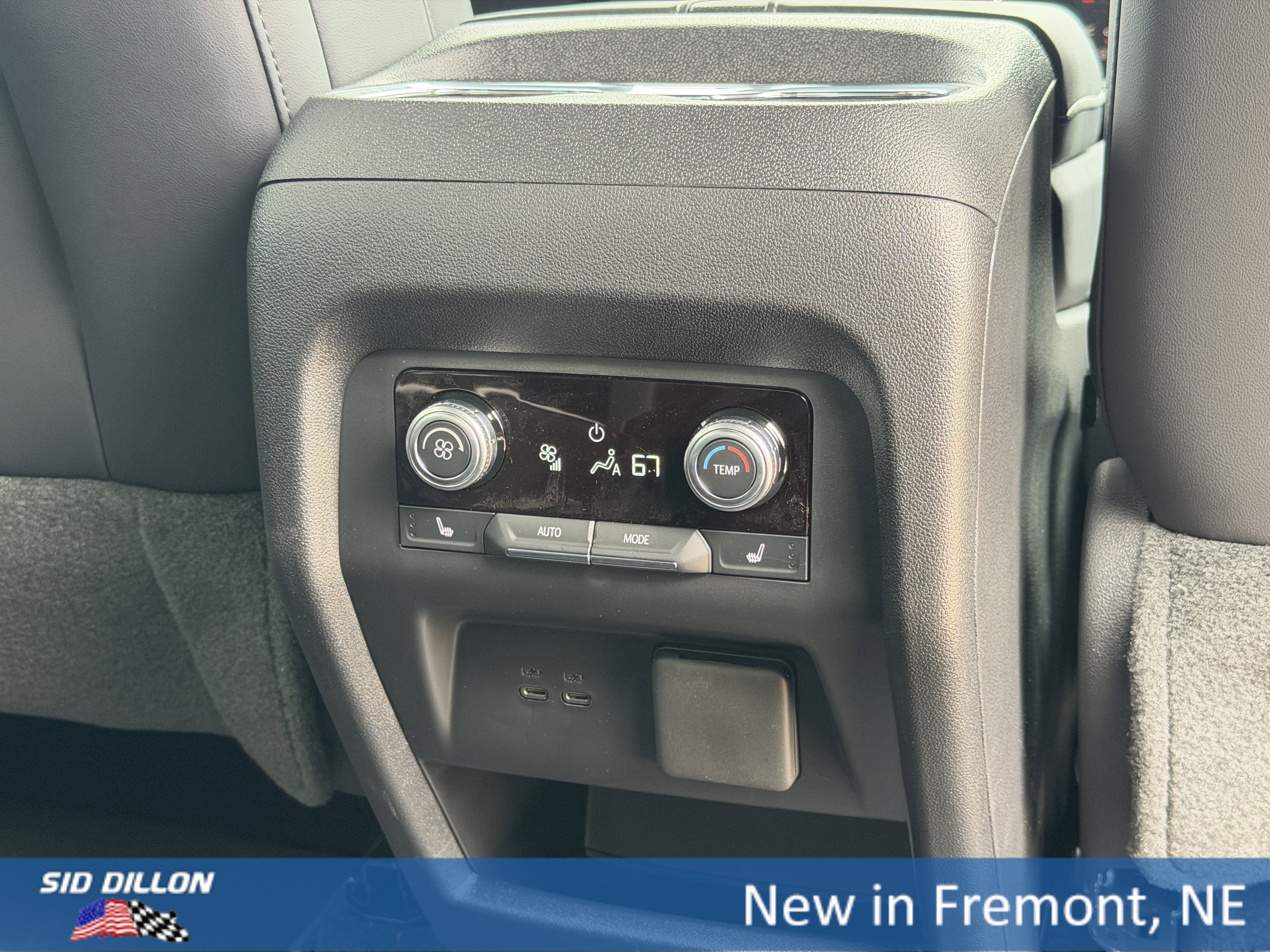 2026 GMC Acadia Denali - Photo 21