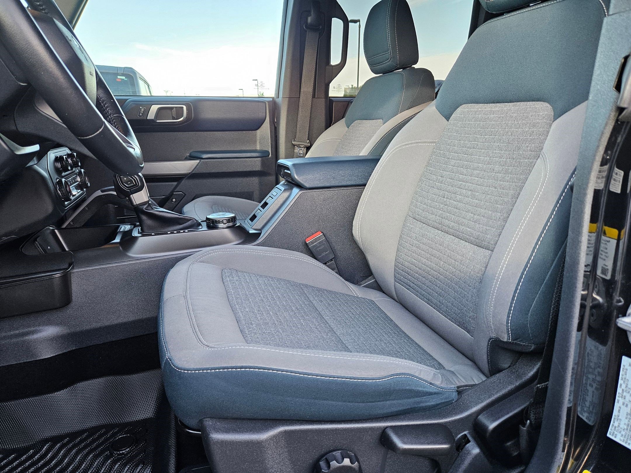 Used 2022 Shadow Black Ford Outer Banks image 15