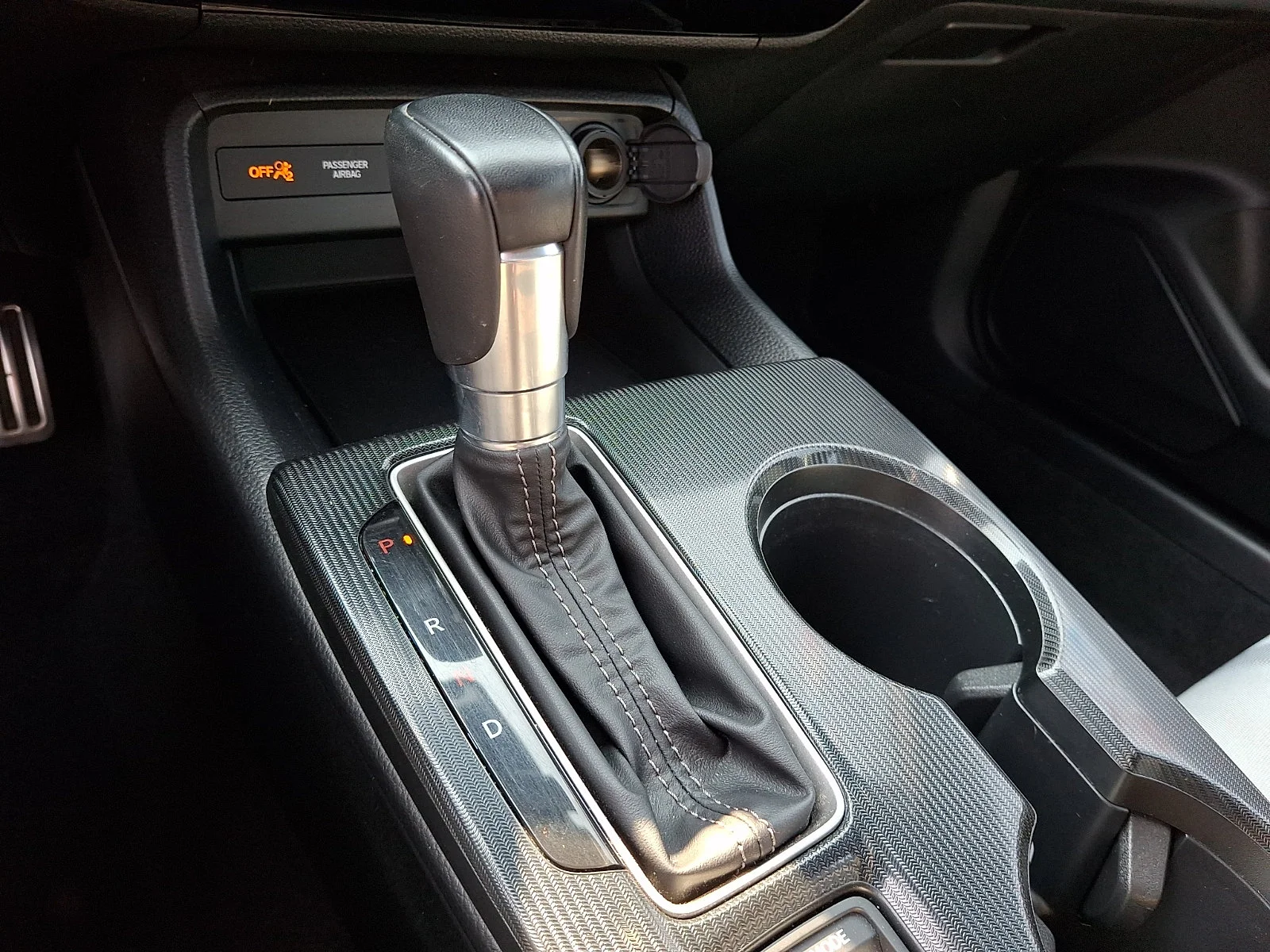 Used 2025 Platinum White Pearl Honda Sport image 13