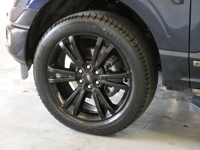 Used 2024 Blue Metallic Ford Lariat image 4