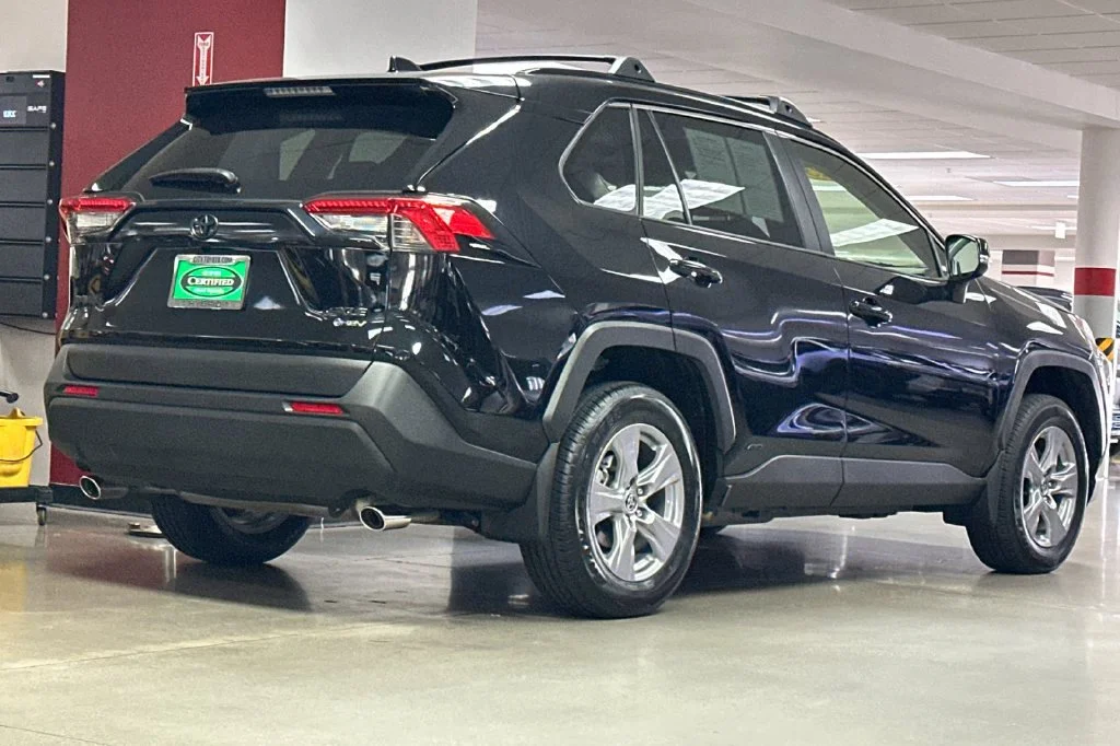 Used 2025 Black Toyota XLE image 4