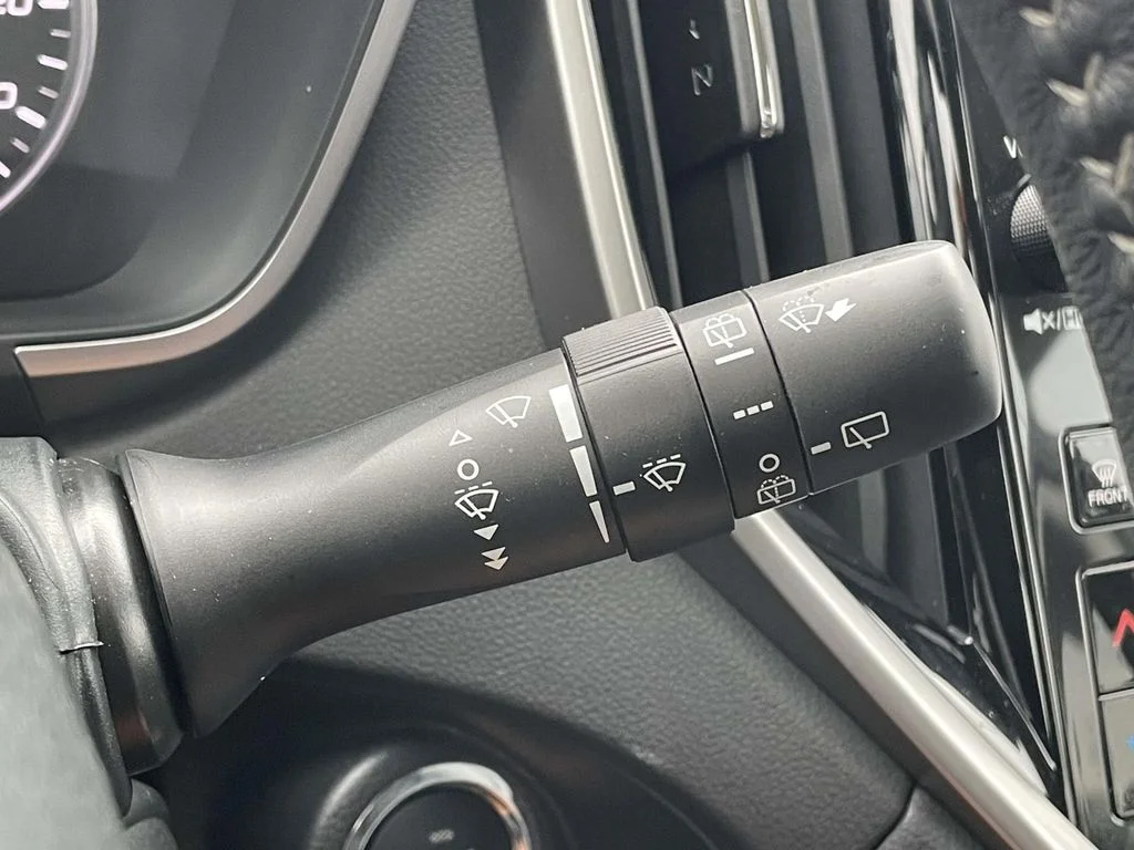 2024 Subaru Ascent Limited - Photo 15
