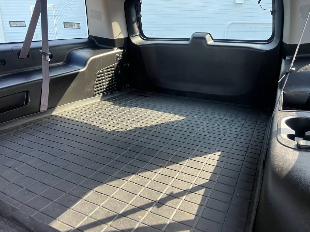 Used 2017 TUNGSTEN METALLIC Chevrolet LT image 22