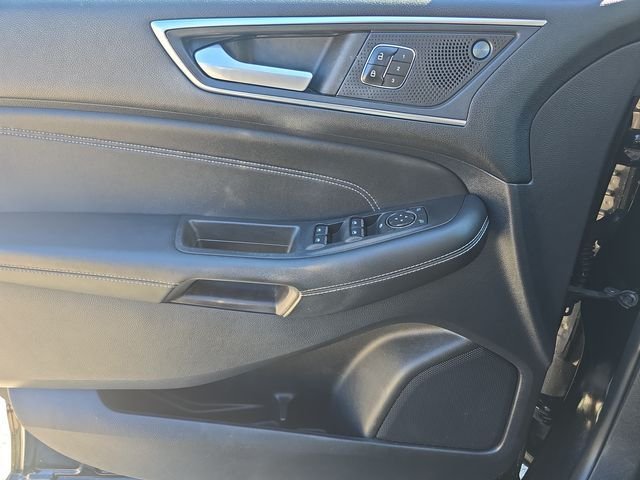 Used 2021 Black Ford Titanium image 18