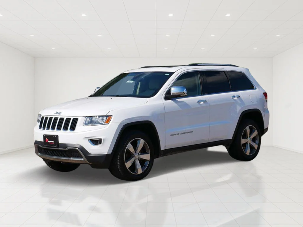 Used 2015 White Jeep Limited image 6