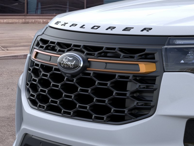 New 2026 Space White Metallic Ford Tremor® image 17