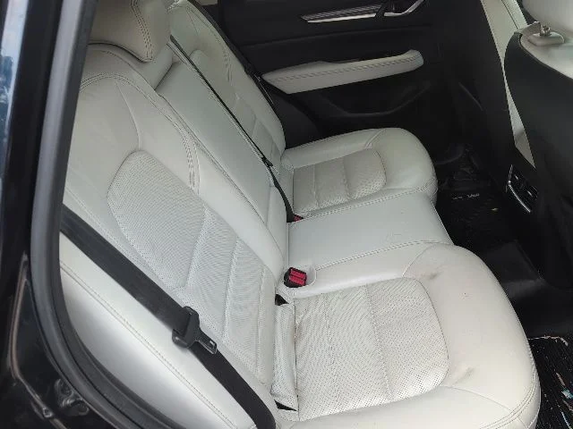 Used 2018 Blue Mazda Grand Touring image 12