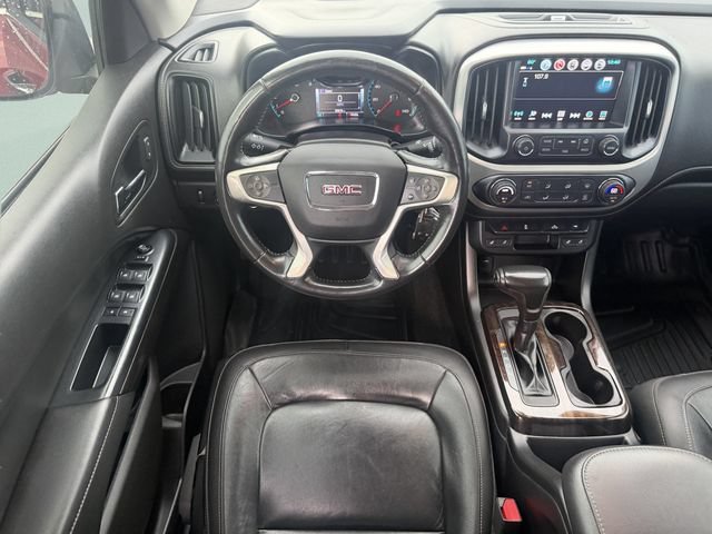 Used 2018 RED QUARTZ TINTCOAT GMC 4WD SLT image 18