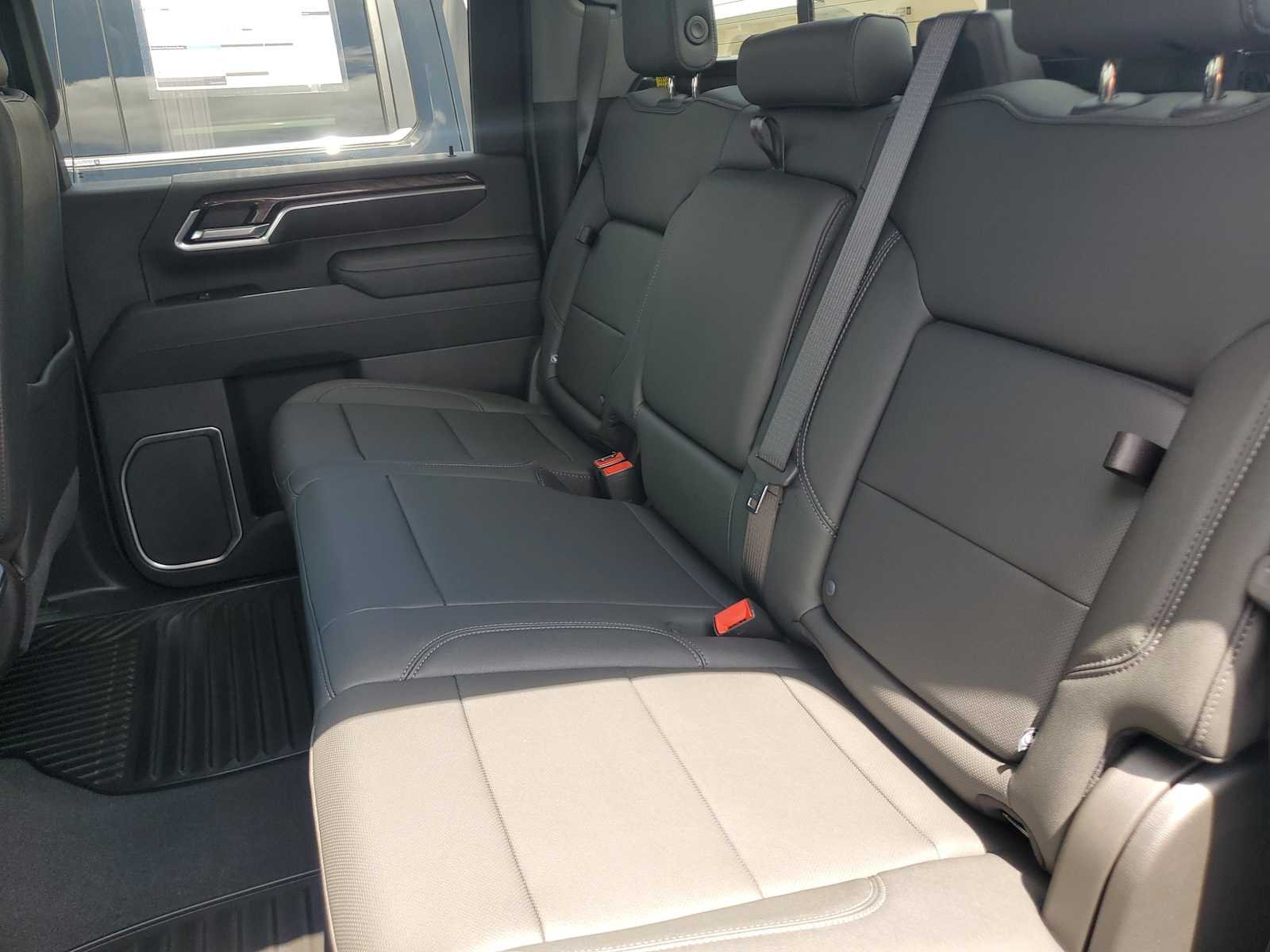 2026 Chevrolet Silverado 3500 HD LTZ - Photo 18