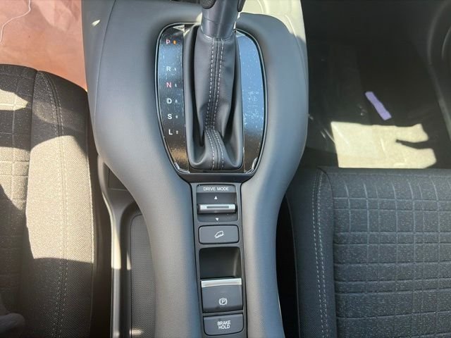 2027 Honda HR-V LX - Photo 18