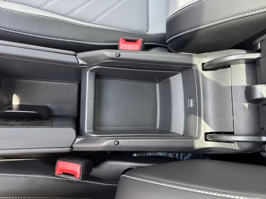 New 2026 Platinum Gray Metallic Volkswagen 2.0T SE image 27