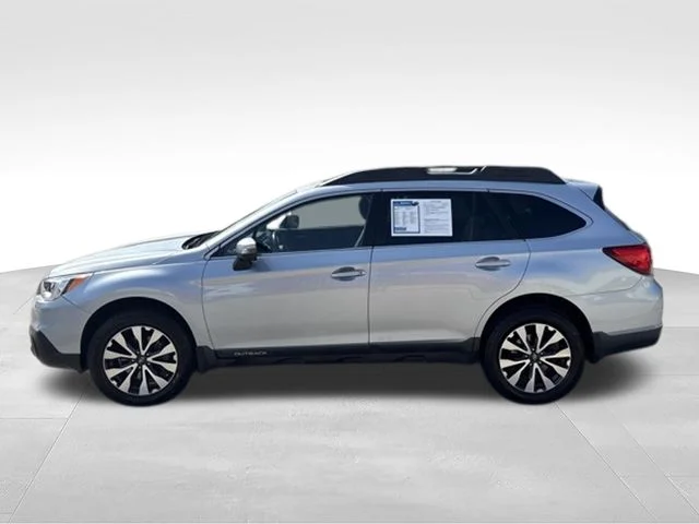 Used 2017 Silver Subaru 2.5i image 4