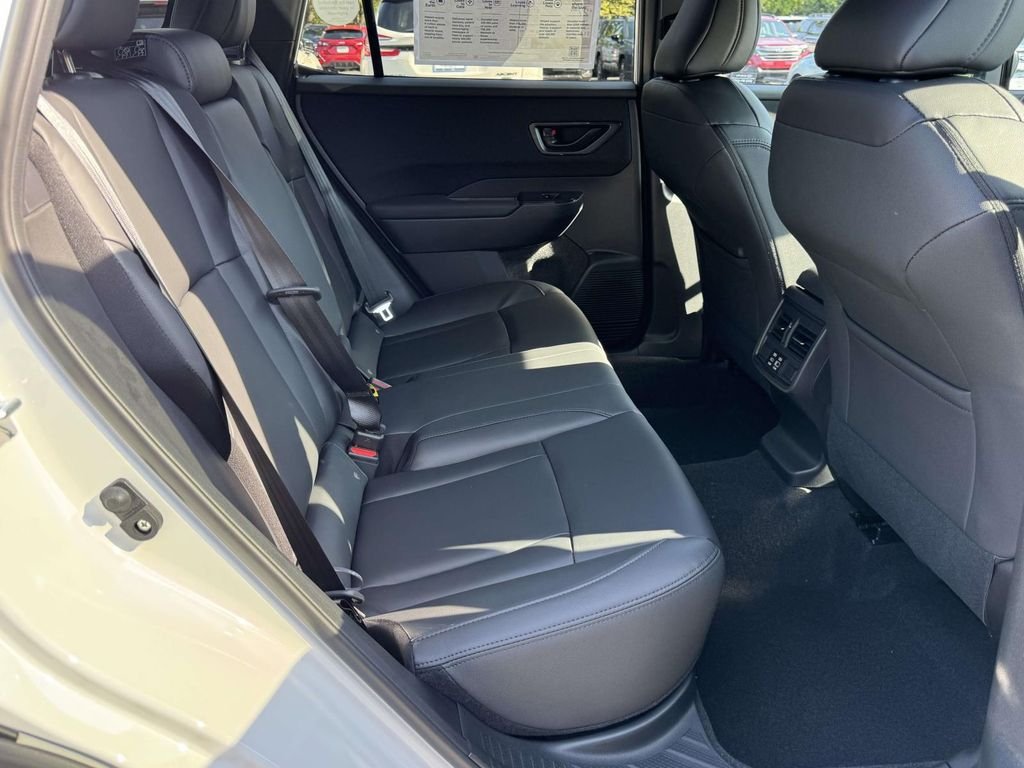 New 2026 CRYSTAL WHITE PEARL Subaru Premium image 11