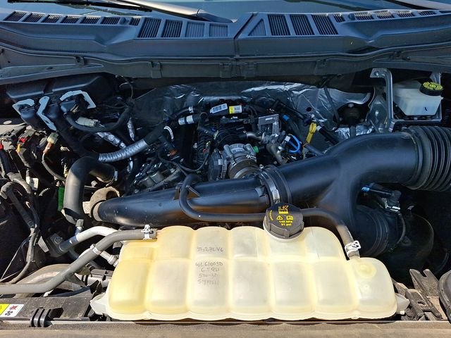Certified Used 2022 Gray Metallic Ford XL image 27