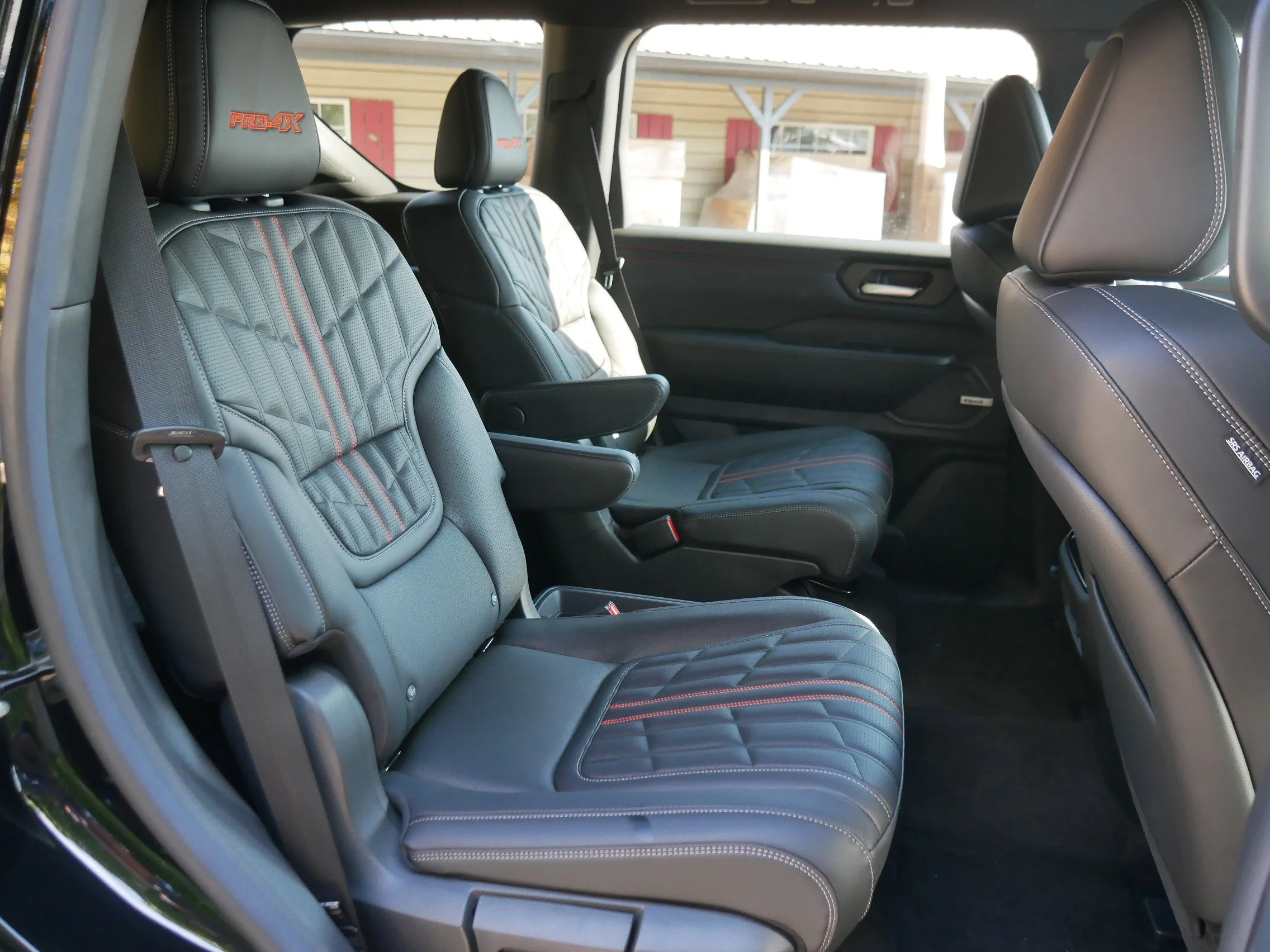 2026 Nissan Armada PRO-4X - Photo 32