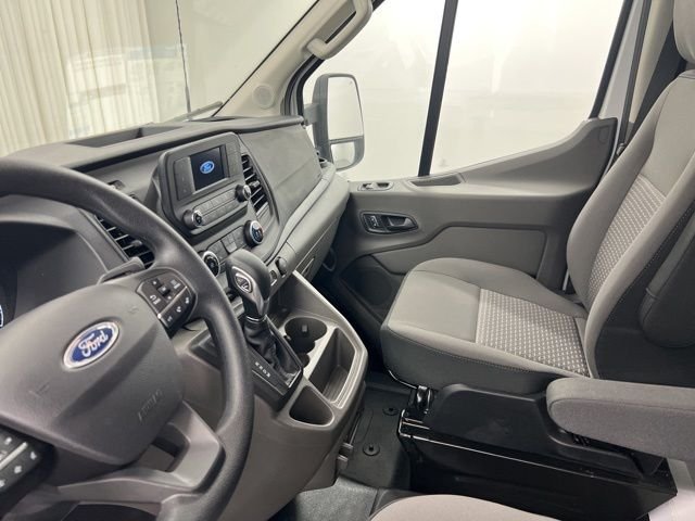 2024 Ford Transit Cutaway Base - Photo 15