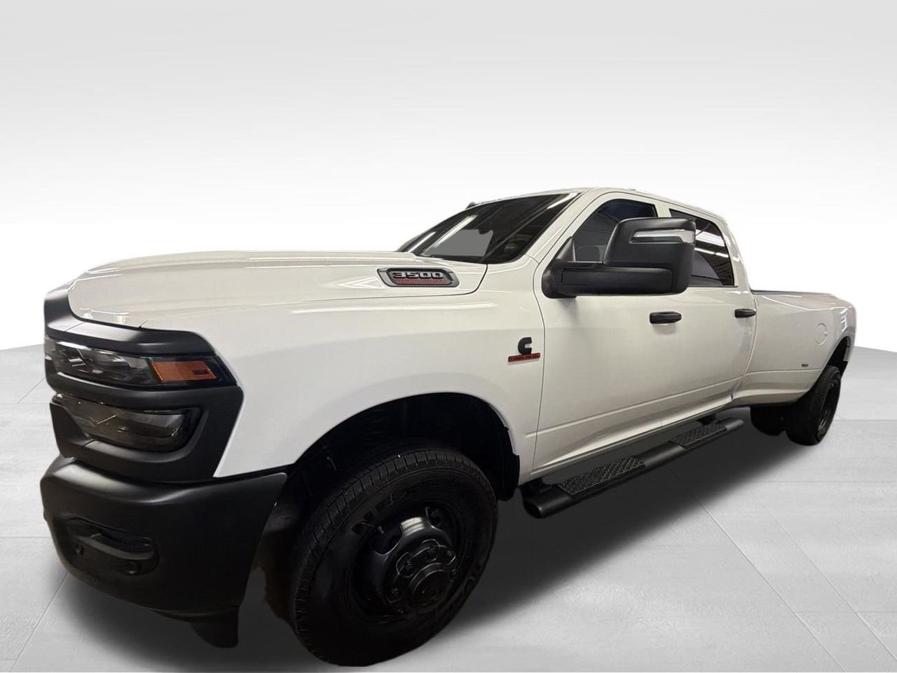 New 2026 Bright White Clear-Coat Exterior Paint RAM Tradesman image 2