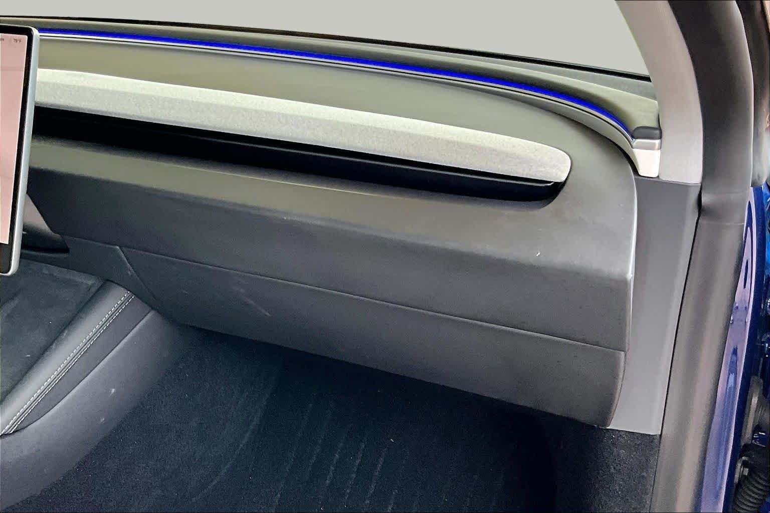 Used 2025 Solid Black Tesla Long Range image 15