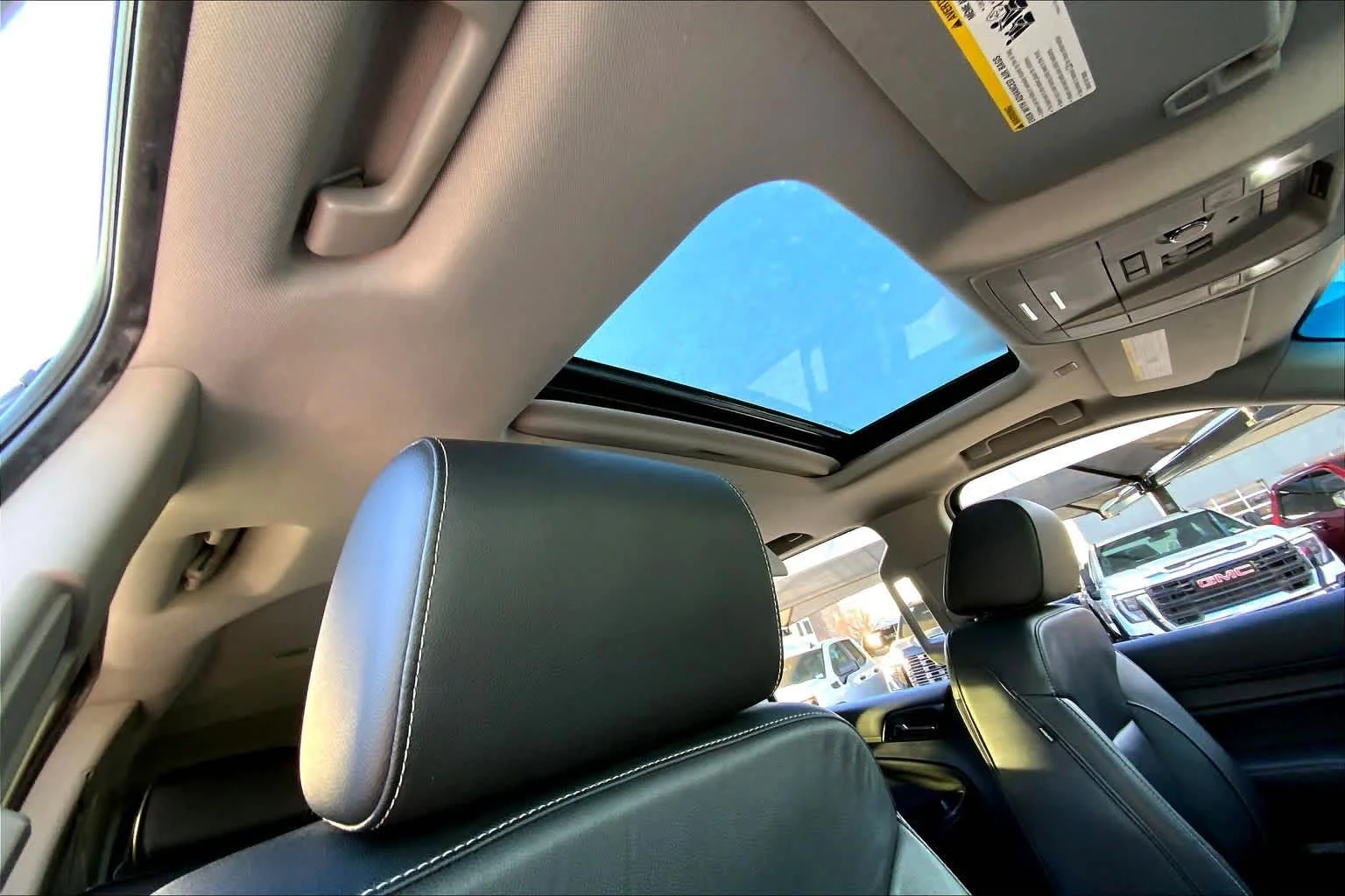 Used 2020 BLACK Chevrolet LT image 14