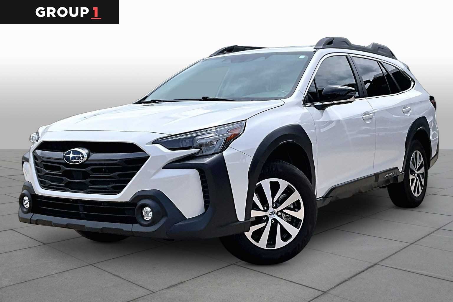 2025 Subaru Outback Premium's photo