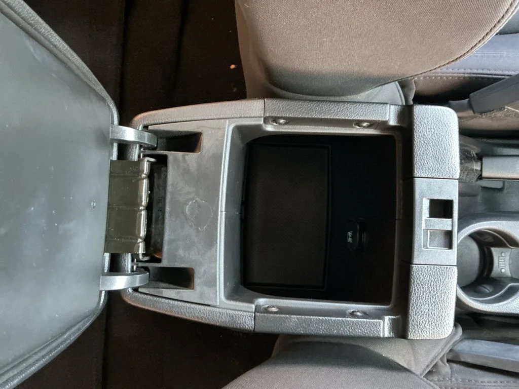 Used 2014 Gray Jeep Sport image 25